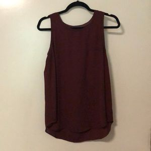 Maroon flowy tank top